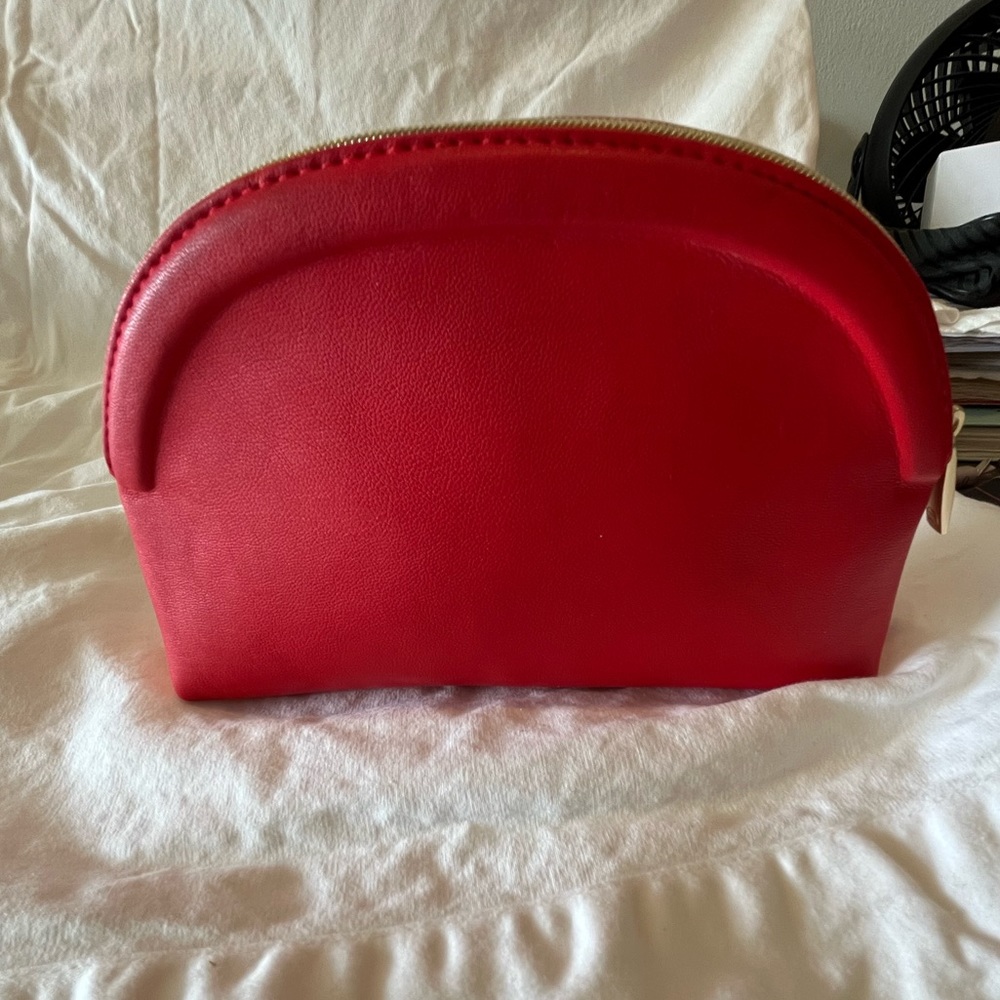 Red CHANEL Faux Leather Makeup Purse - Picture 6 of 9